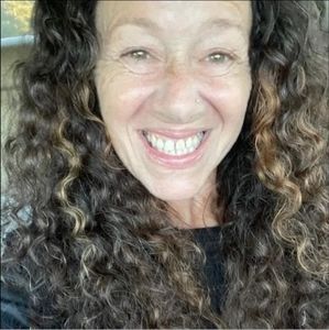 Meet your Posher, Loren